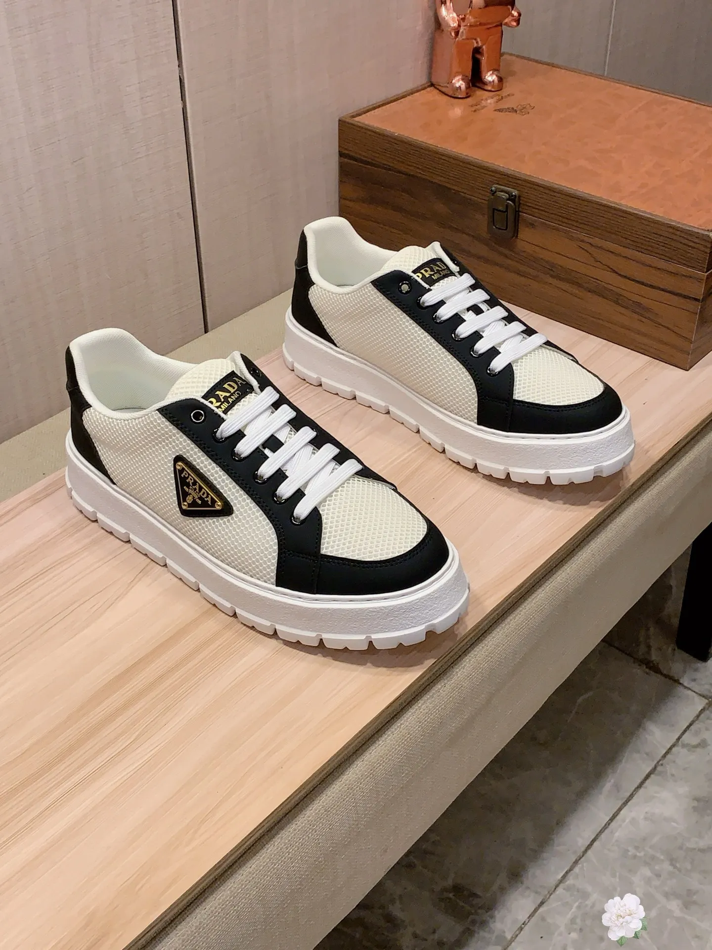 Men's Men's Shoes💰442💰💰🎩🎩[Lightning][Lightning] "PRADA*" The latest and most popular casual shoes, top brand [seduce] luxury ~ purchasing agency, top quality ~. [Strong] The upper is made of imported breathable and polished cowhide material ➕ Breathable sheepskin feet (•) with fine workmanship. Original stylish and stylish soft rubber wear-resistant and non-slip outsole, light and comfortable on the feet, the real thing looks better when photographed, 305: code: 38-44, 3️⃣ colors selected